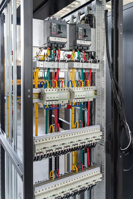 OEM PDU পাওয়ার ডিস্ট্রিবিউশন ইউনিট ফাইবার কম ভোল্টেজ ডেটা রাক ক্যাবিনেট